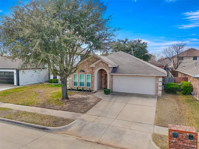 $310,000 | 908 Churchhill Drive, Saginaw, TX 76131