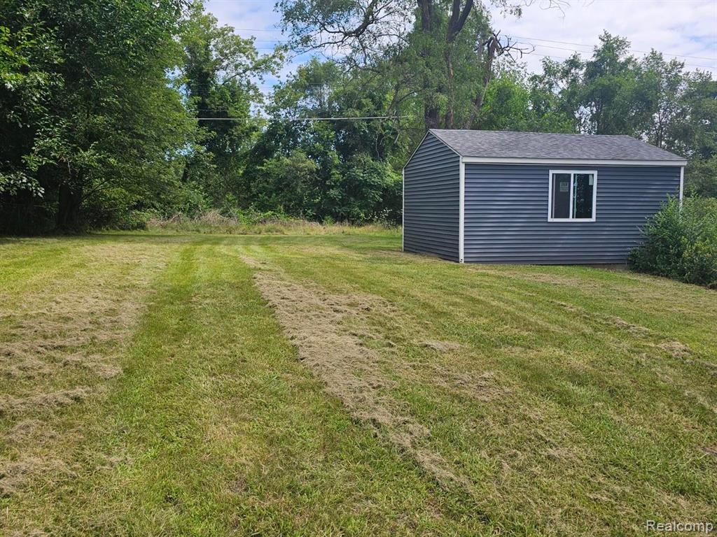 Vl Bronson Lake Road Lapeer, MI 48446 - Photo 8 of 10 Gallery Image 8
