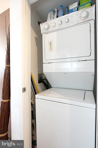 1390 V Street Northwest, Unit 403 Washington, DC 20009 - Photo 16 of 19 Interior (General)