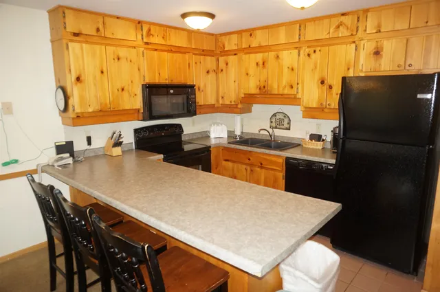 $89,000 | 1621 Superior Shores Drive, Unit 71, Two Harbors, MN 55616