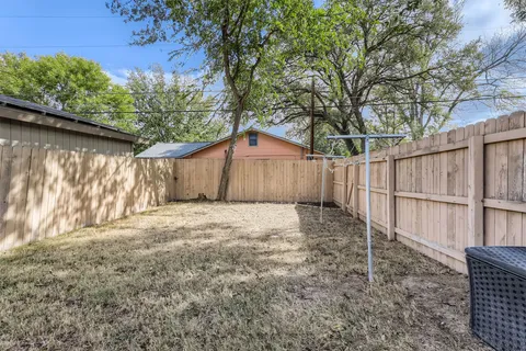 $1,200 | 1016 Chevy Chase Drive, San Antonio, TX 78209