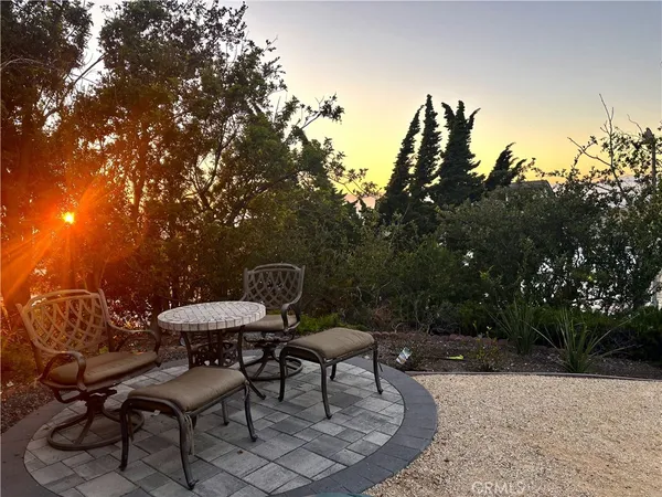 $1,099,000 | 2378 Avenida Otono, Thousand Oaks, CA 91362