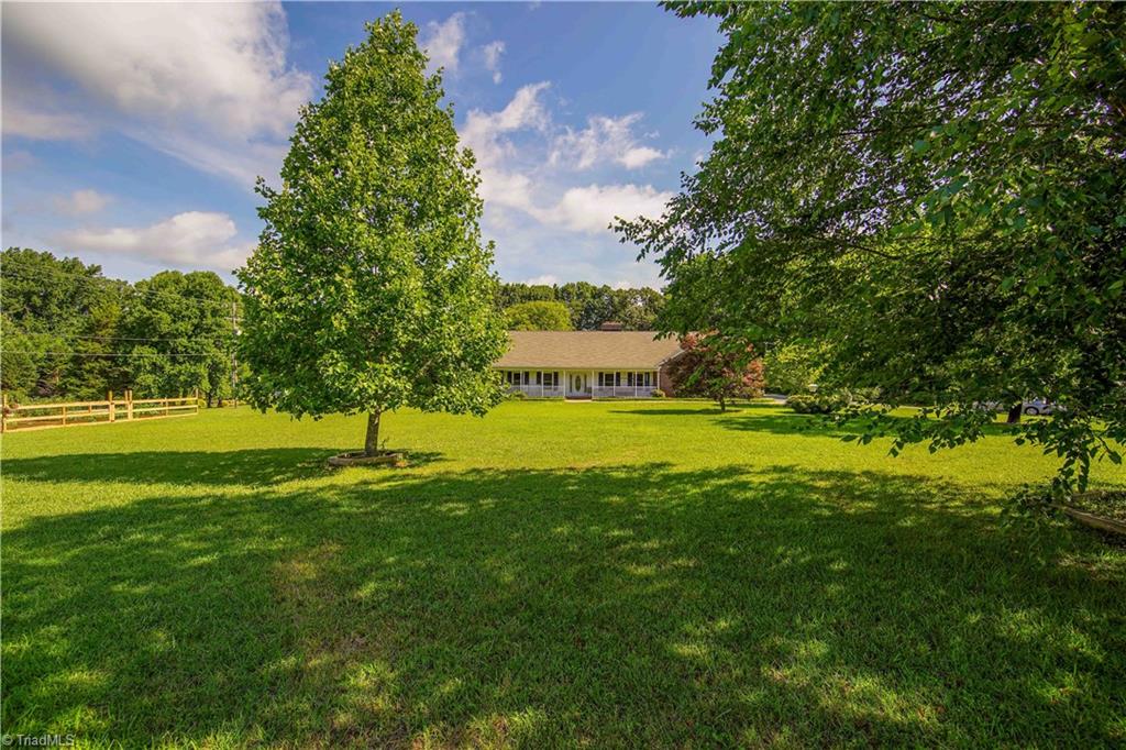 5376 Bunch Road Summerfield, NC 27358 - Photo 3 of 45 Expansive front yard!