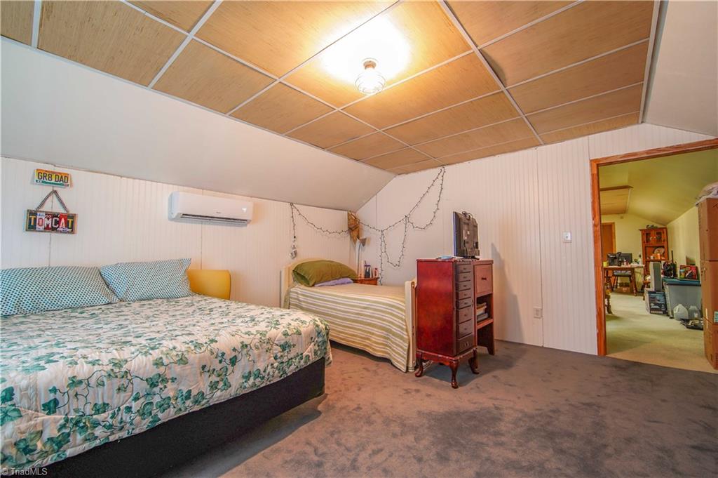 5376 Bunch Road Summerfield, NC 27358 - Photo 32 of 45 Finished upper bedroom/bonus area!