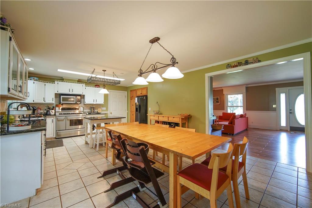 5376 Bunch Road Summerfield, NC 27358 - Photo 10 of 45