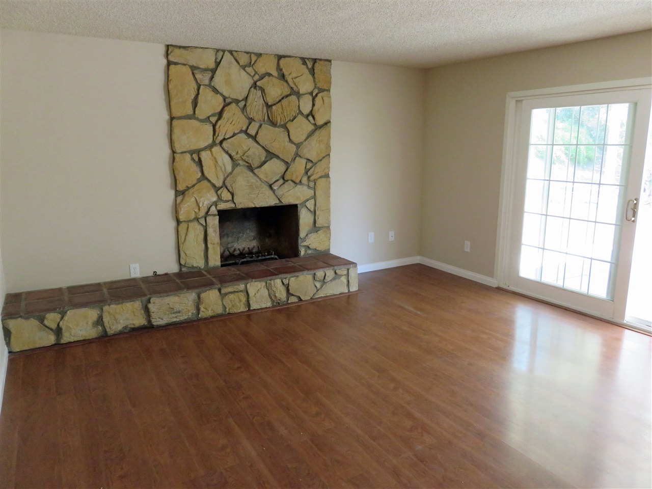 2592 Windmill View Road El Cajon, CA 92020 - Photo 9 of 25