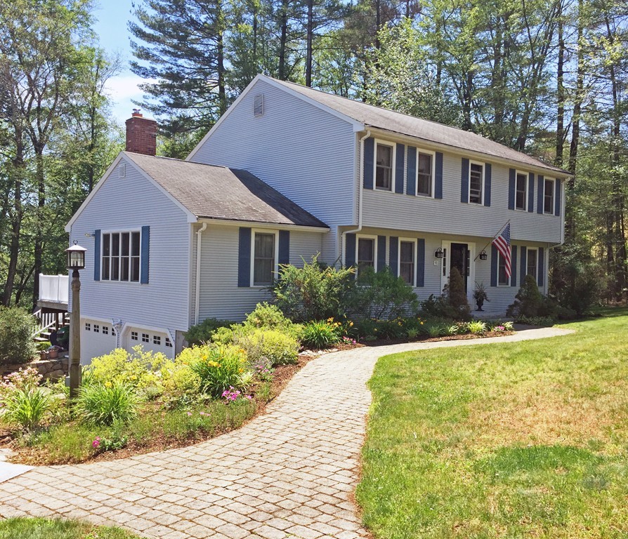 91 Barnett Road Sutton, MA 01590 - Photo 1 of 30
