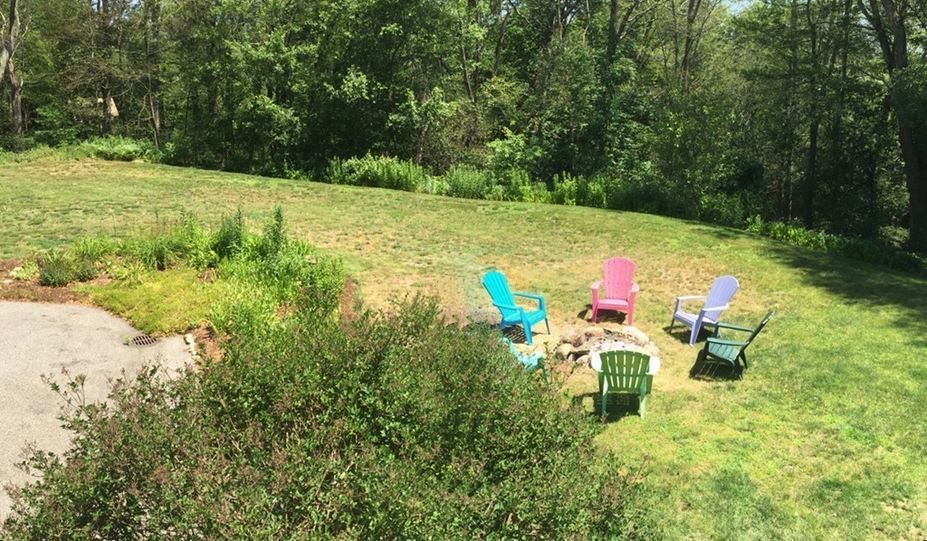91 Barnett Road Sutton, MA 01590 - Photo 24 of 30