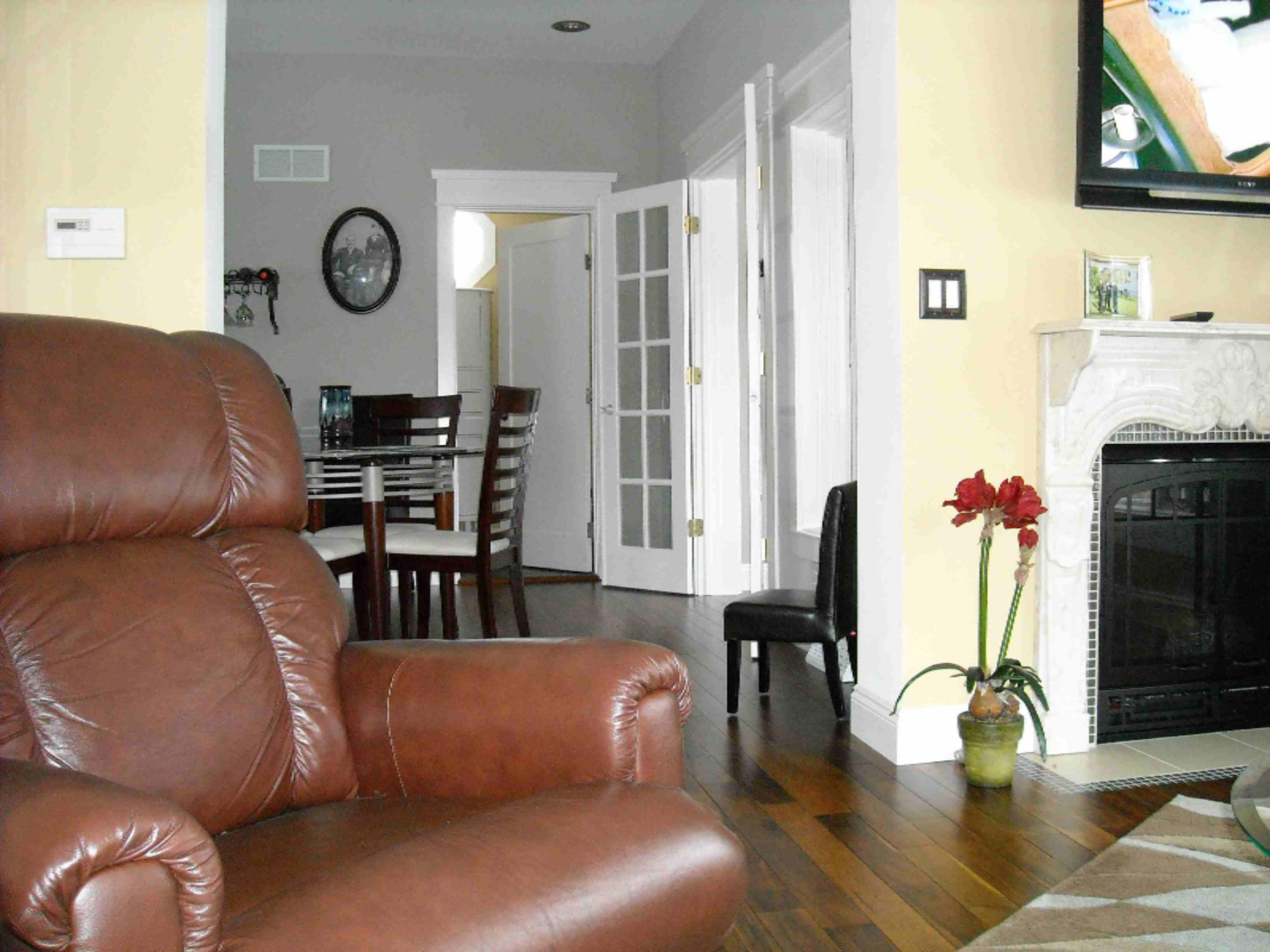 3680 Park Road Eau Claire, MI 49111 - Photo 5 of 9 p-Liv into Dining_edited