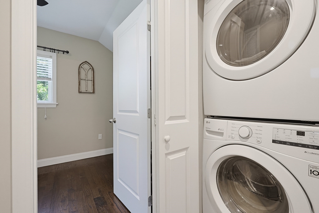 19 Knoll Road Hopkinton, MA 01748 - Photo 17 of 42 Gallery Image 17