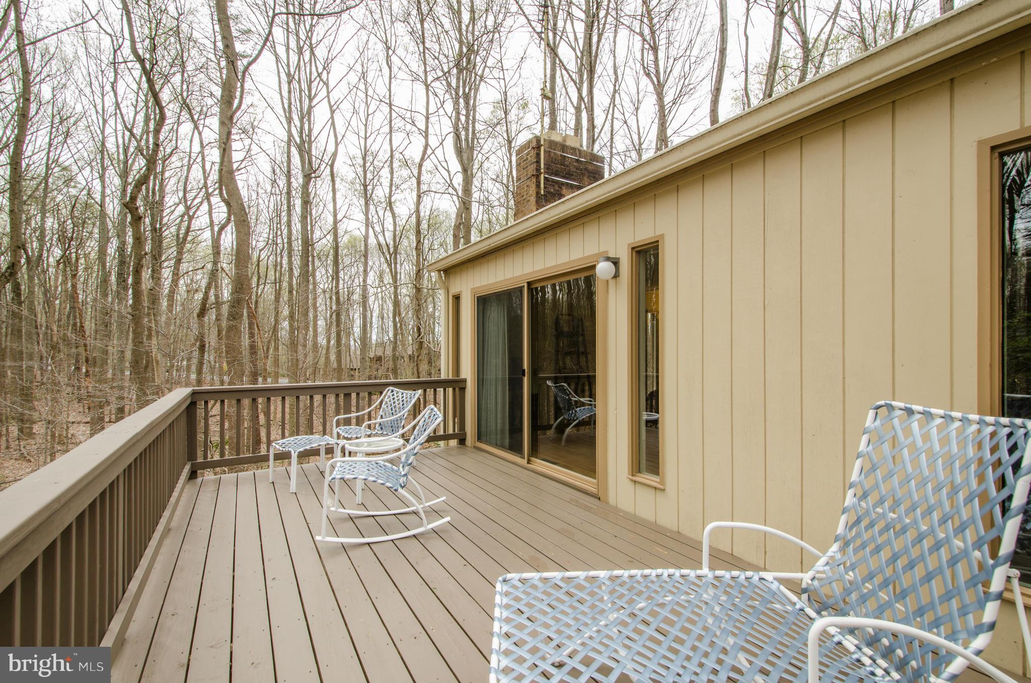10104 Lloyd Road Potomac, MD 20854 - Photo 20 of 23 Exterior (Rear)