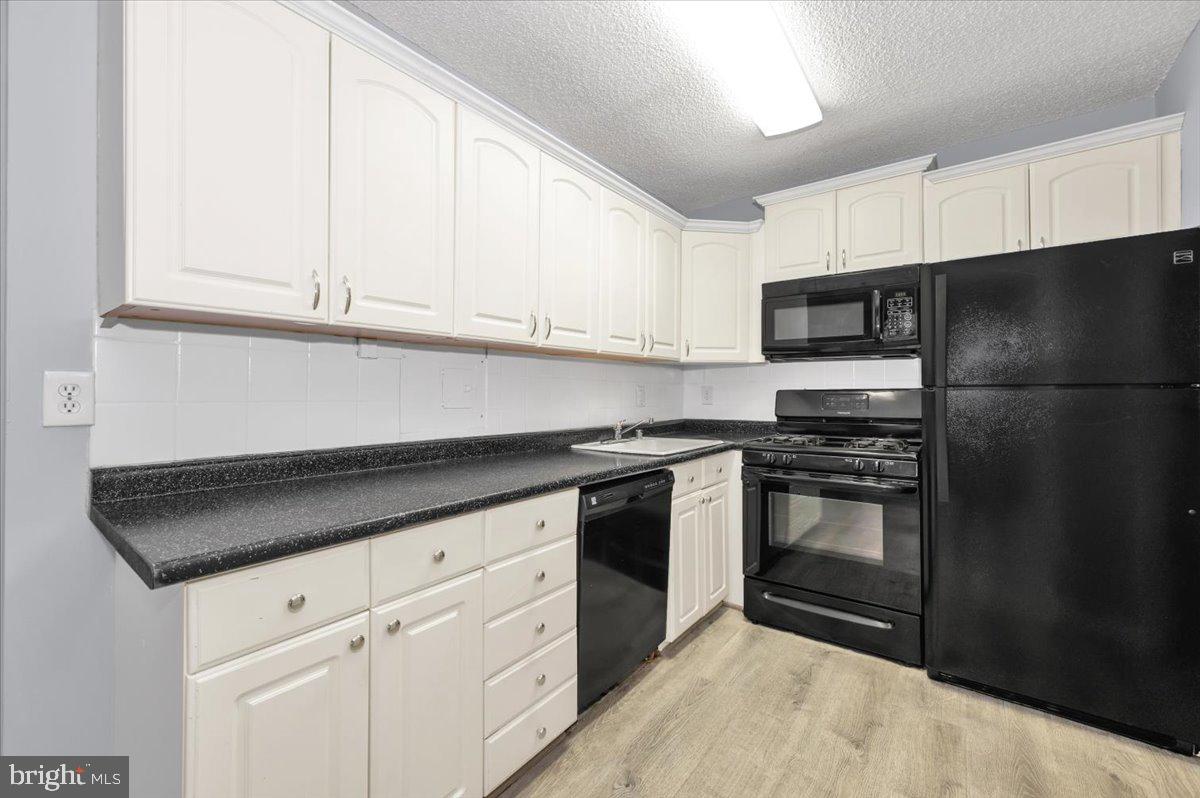 5225 Pooks Hill Road, Unit 505S Bethesda, MD 20814 - Photo 17 of 42