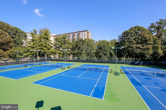 a view of a tennis court
