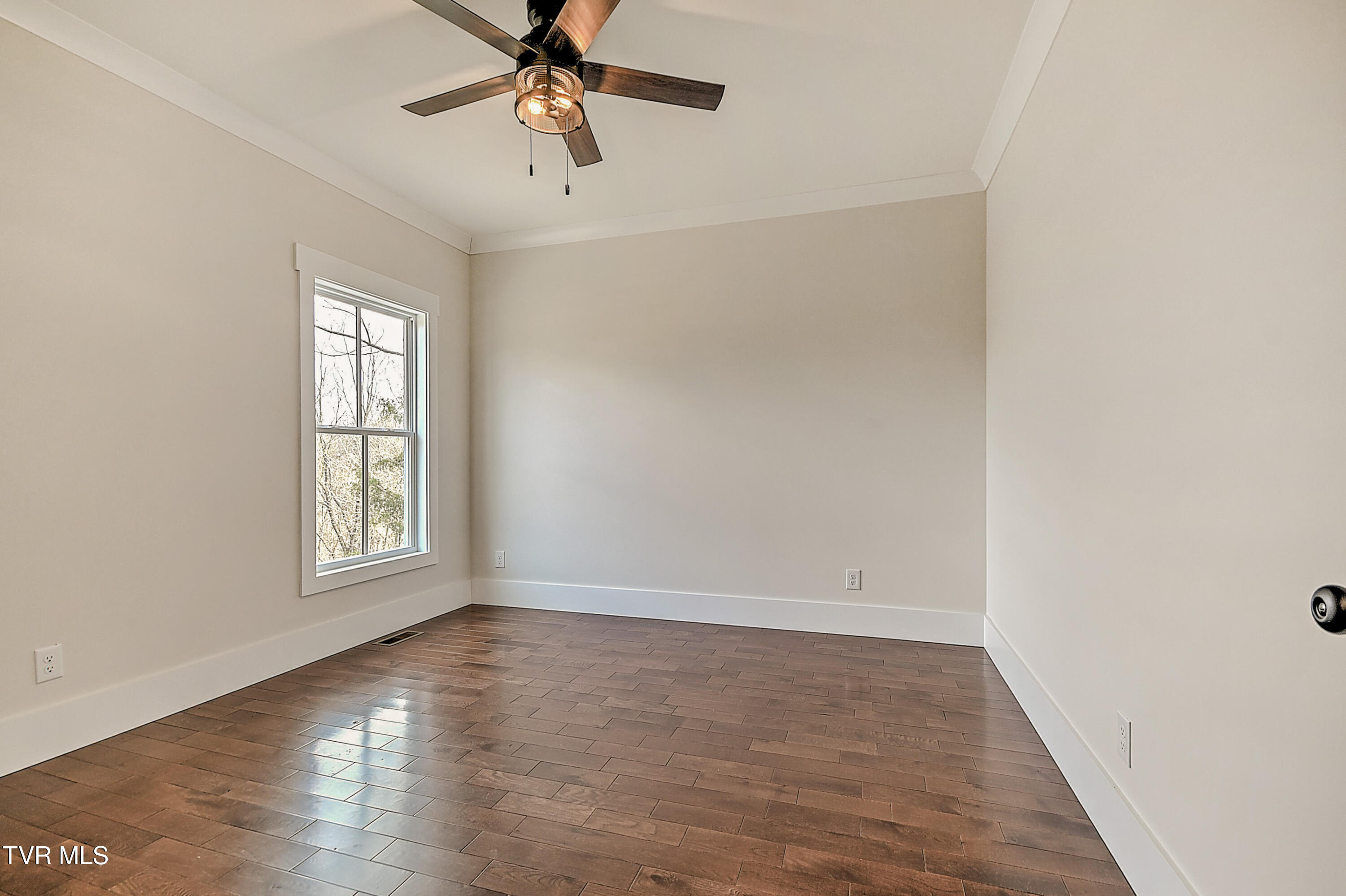 2009 Idle Hour Road Kingsport, TN 37660 - Photo 20 of 40 2009 Idle Hour-18