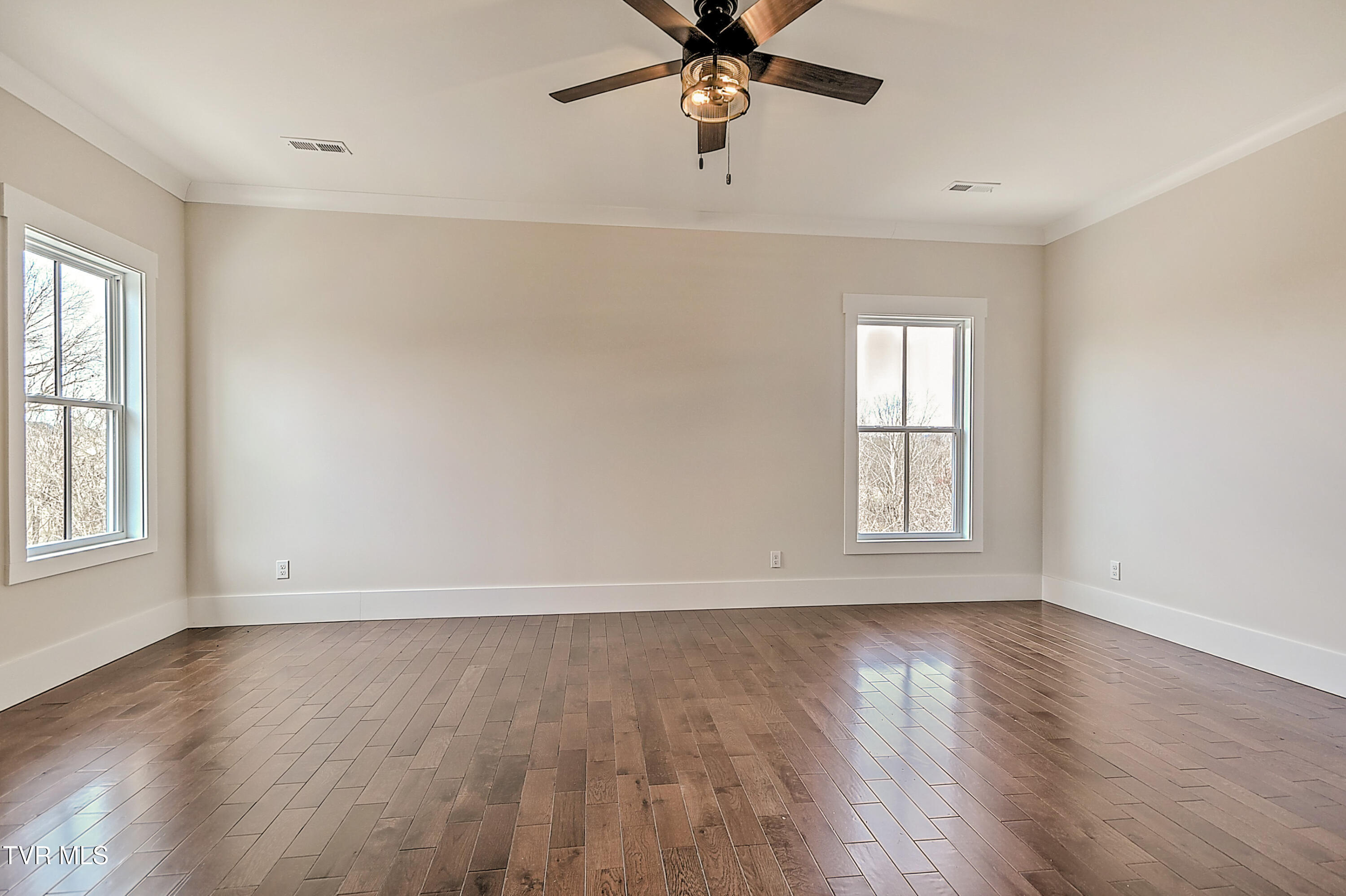 2009 Idle Hour Road Kingsport, TN 37660 - Photo 33 of 40 2009 Idle Hour-31