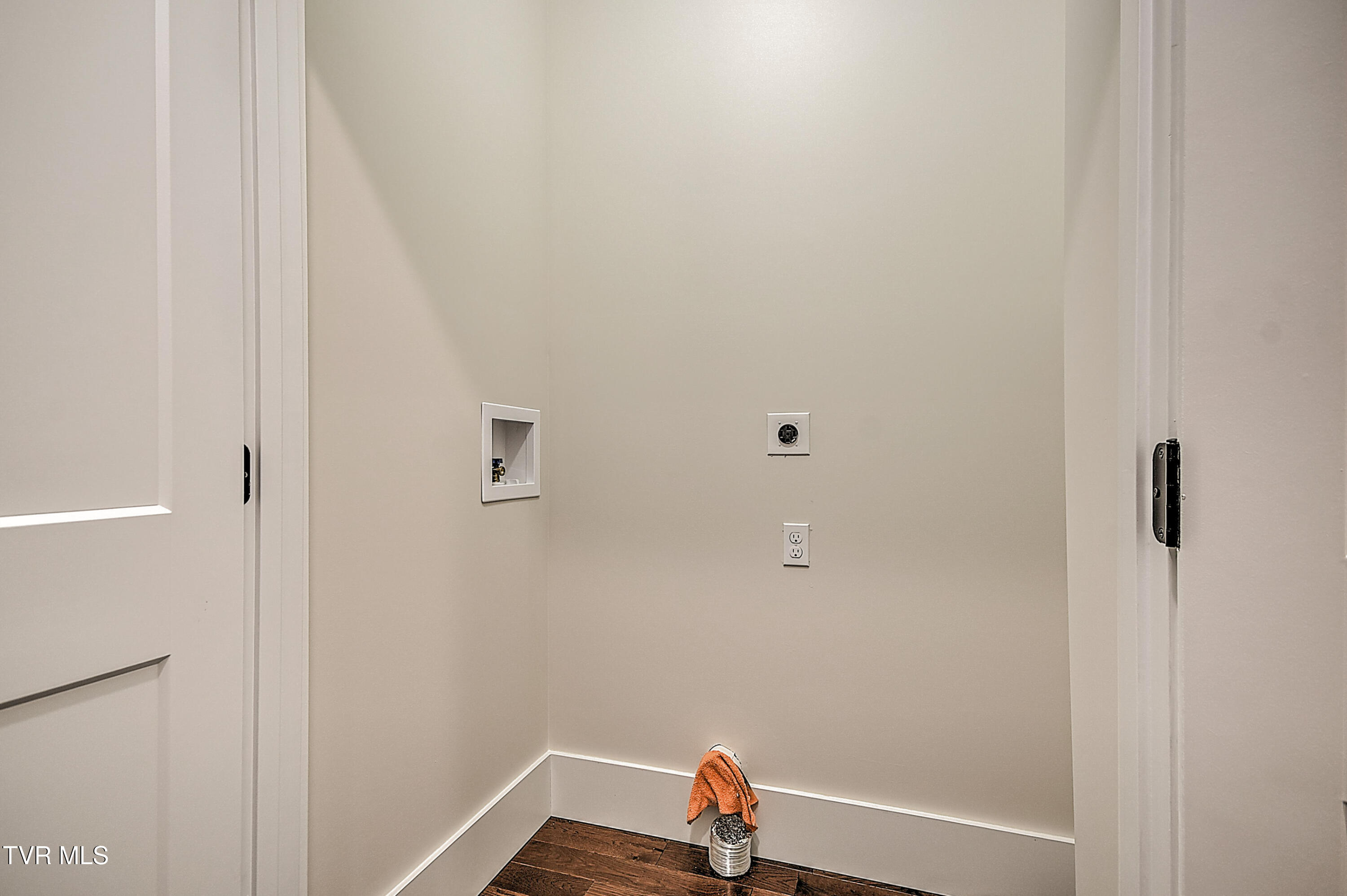 2009 Idle Hour Road Kingsport, TN 37660 - Photo 36 of 40 2009 Idle Hour-34