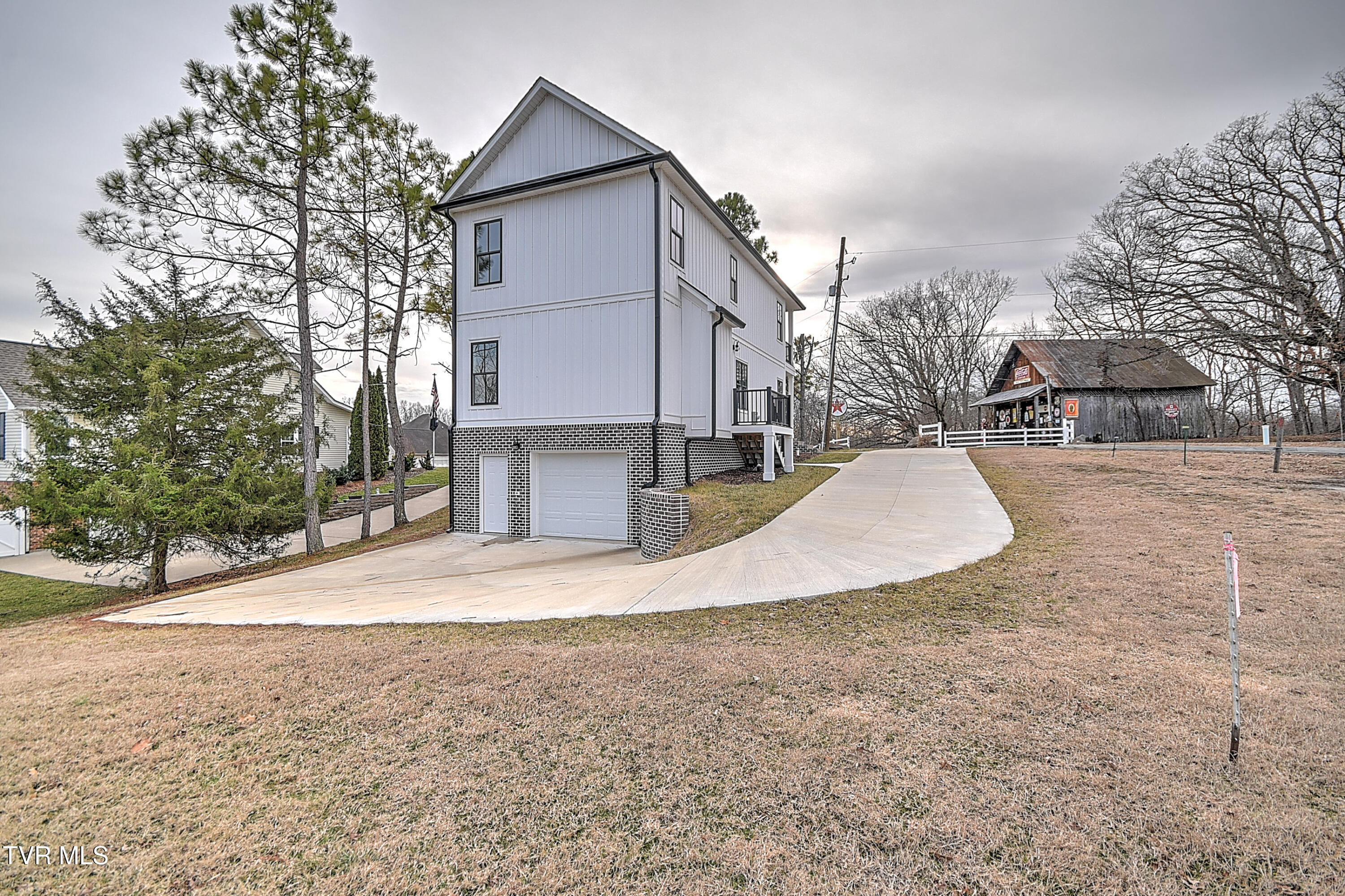 2009 Idle Hour Road Kingsport, TN 37660 - Photo 38 of 40 2009 Idle Hour-38