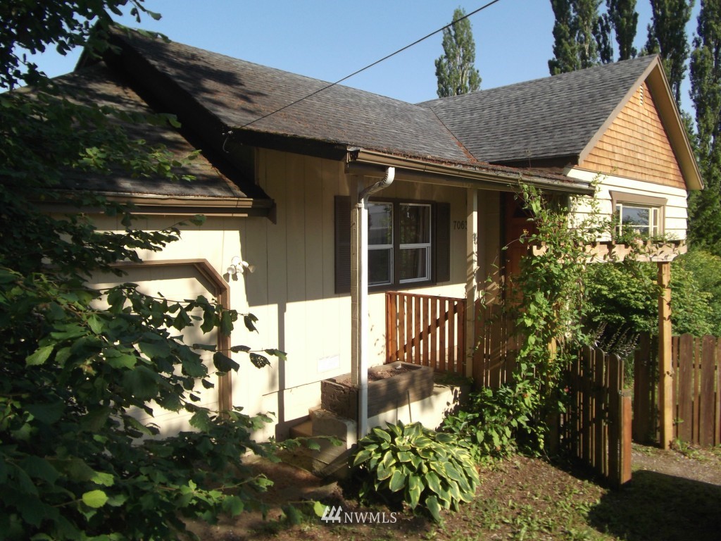 7063 Hannegan Road Lynden, WA 98264 - Photo 2 of 15 Gallery Image 2