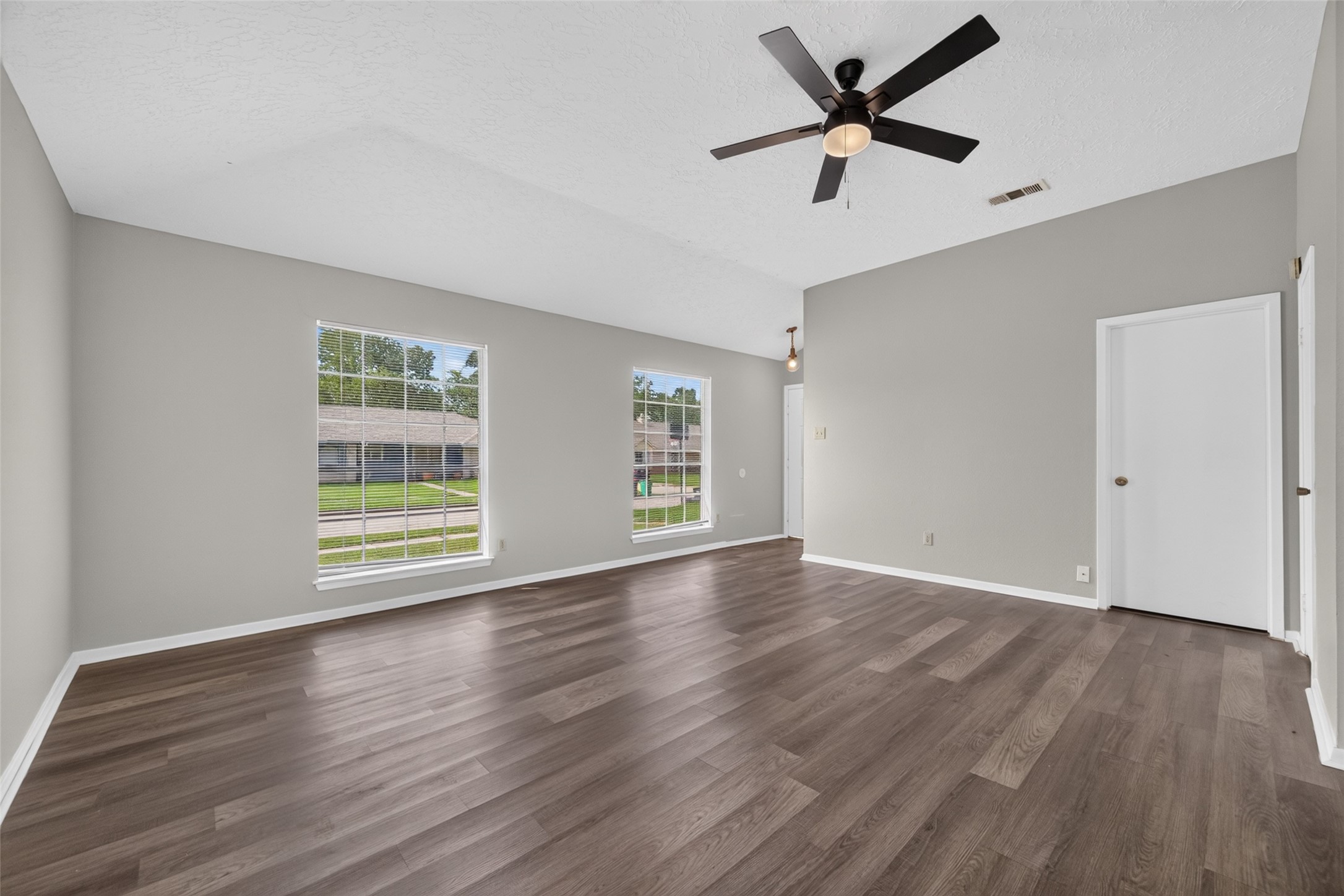 2403 Autumn Springs Lane Spring, TX 77373 - Photo 8 of 34