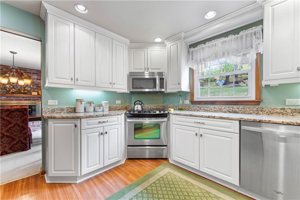 113 Thomas Road Canonsburg, PA 15317 - Photo 15 of 40 Gallery Image 15