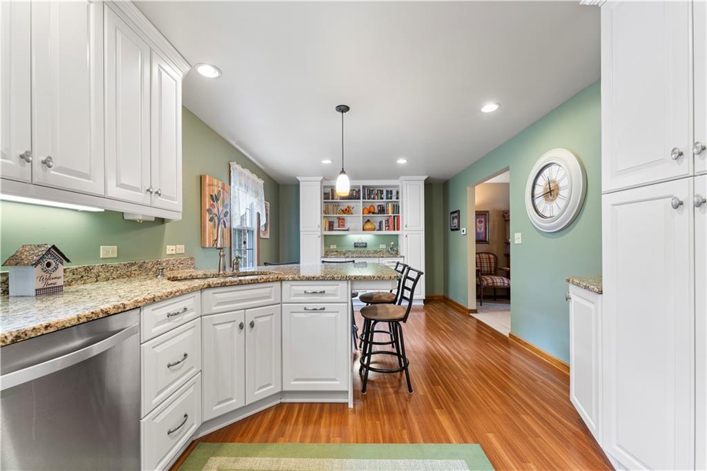 113 Thomas Road Canonsburg, PA 15317 - Photo 16 of 40 Gallery Image 16