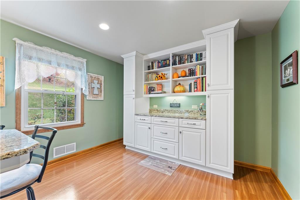 113 Thomas Road Canonsburg, PA 15317 - Photo 21 of 40 Gallery Image 21
