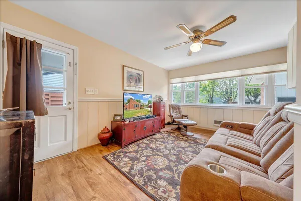 $329,950 | 2716 Deerfield Road Southwest, Roanoke, VA 24015