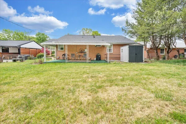 $329,950 | 2716 Deerfield Road Southwest, Roanoke, VA 24015
