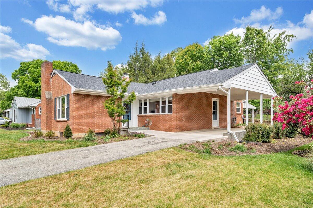 2716 Deerfield Road Southwest Roanoke, VA 24015 - Photo 28 of 29 32-MIB09785