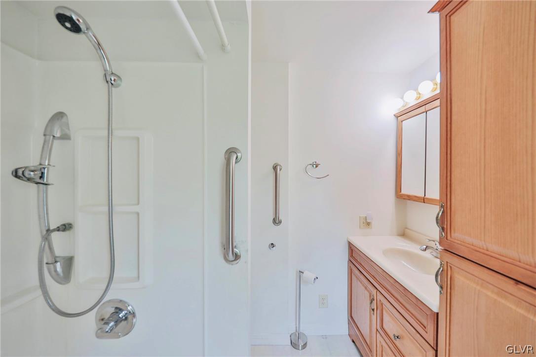 135 Gaffney Hill Road Easton, PA 18042 - Photo 32 of 47 Gallery Image 32