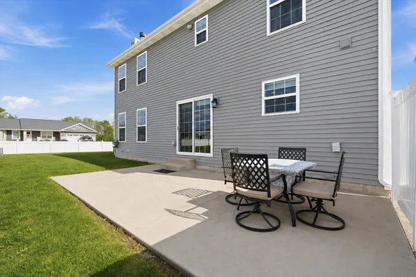 $359,900 | 222 Springdale Avenue, Bloomington, IL 61704