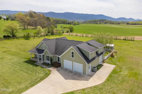 $759,000 | 212 Forked Deer Road, Greeneville, TN 37743