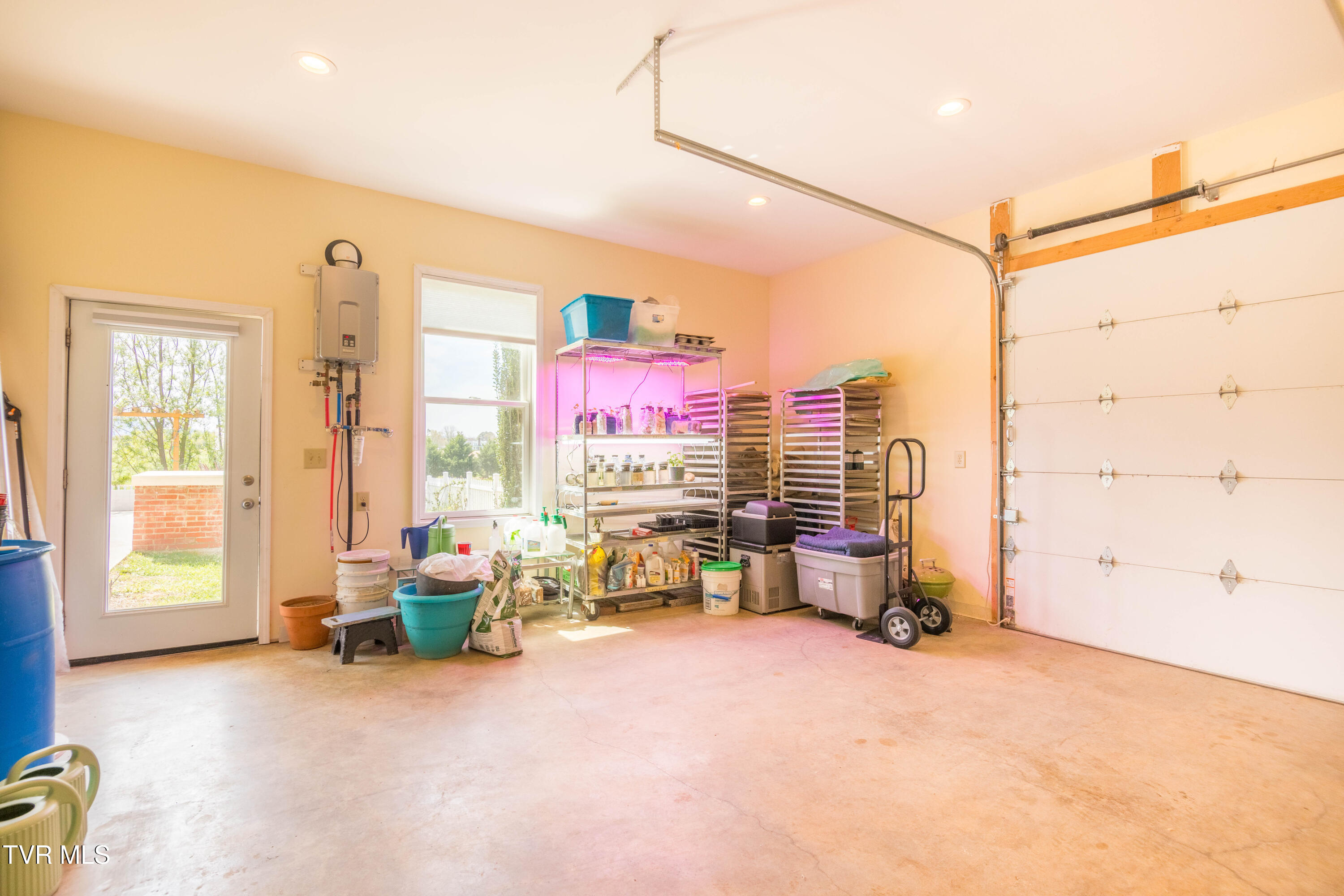 212 Forked Deer Road Greeneville, TN 37743 - Photo 39 of 55 087A0772-HDR