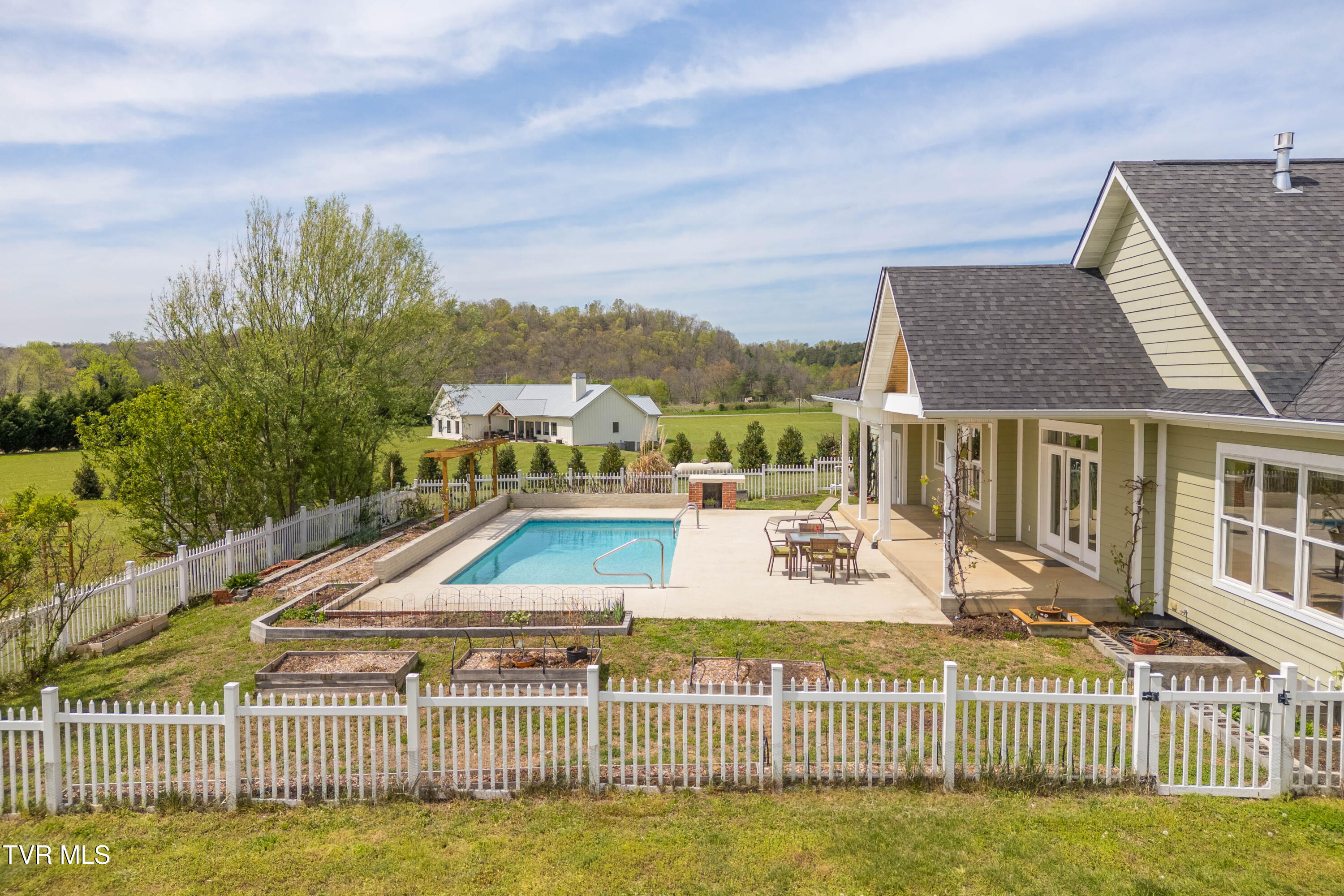 212 Forked Deer Road Greeneville, TN 37743 - Photo 46 of 55 DJI_0934-HDR