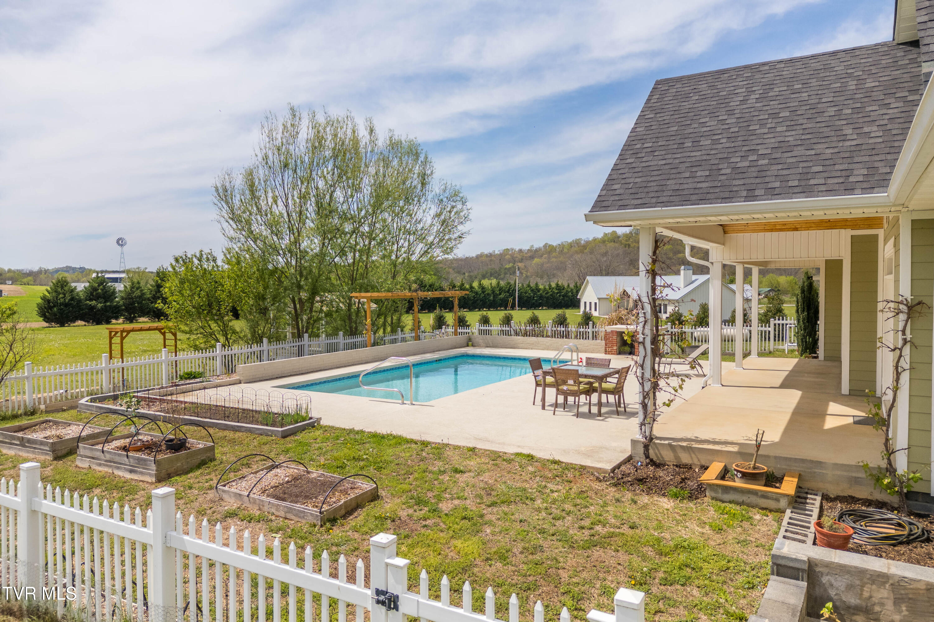 212 Forked Deer Road Greeneville, TN 37743 - Photo 47 of 55 DJI_0937-HDR