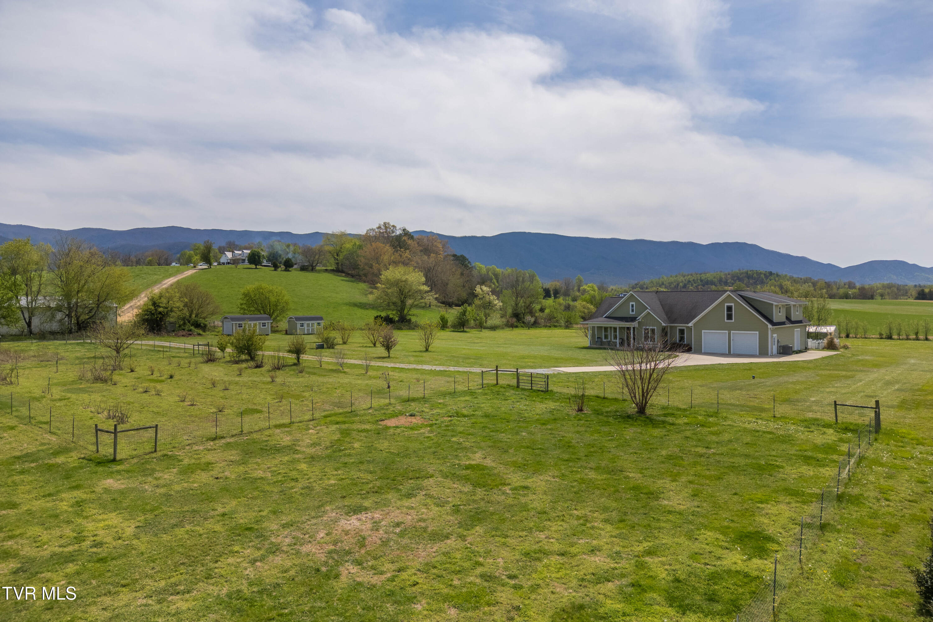 212 Forked Deer Road Greeneville, TN 37743 - Photo 49 of 55 DJI_0880-HDR