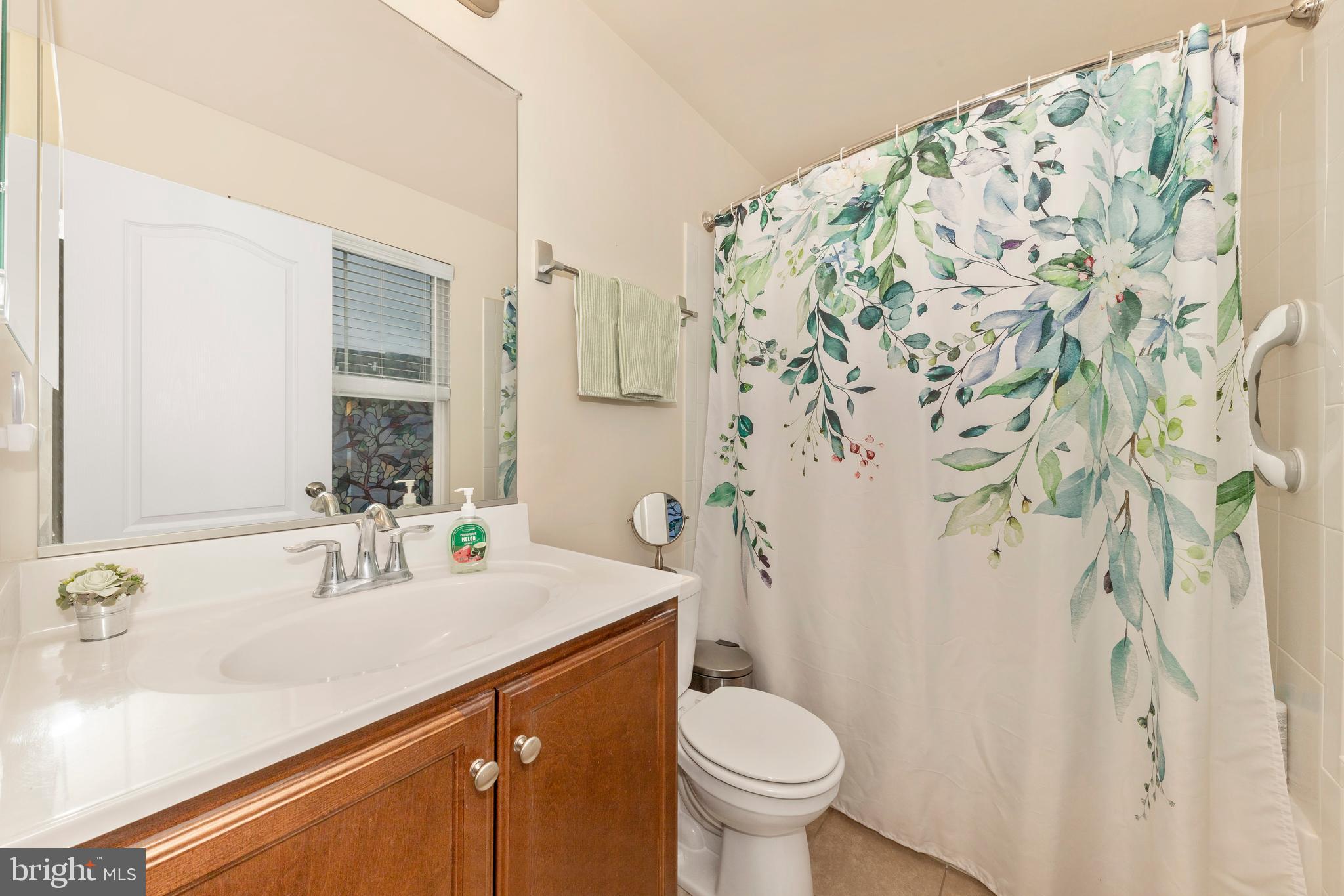 120 Gantry Road Taneytown, MD 21787 - Photo 19 of 38 Primary Full Bath