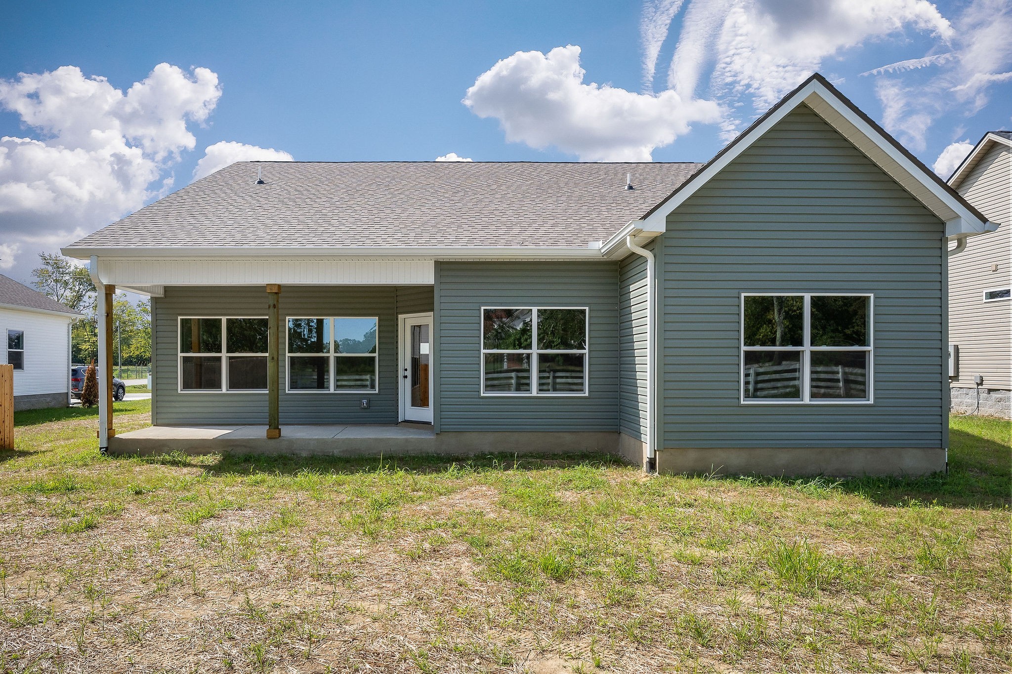 105 Reece Road Baxter, TN 38544 - Photo 30 of 33 a view of house with yard