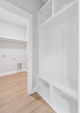 a view of walk in closet