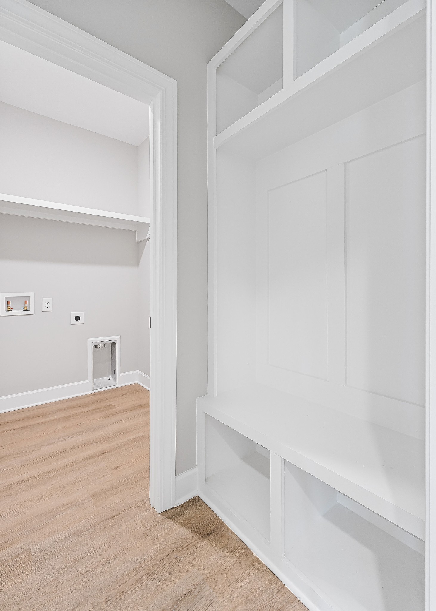 105 Reece Road Baxter, TN 38544 - Photo 3 of 33 a view of walk in closet