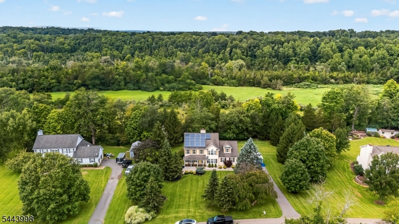 33 Summit Road Andover, NJ 07821 - Photo 6 of 36 Gallery Image 6