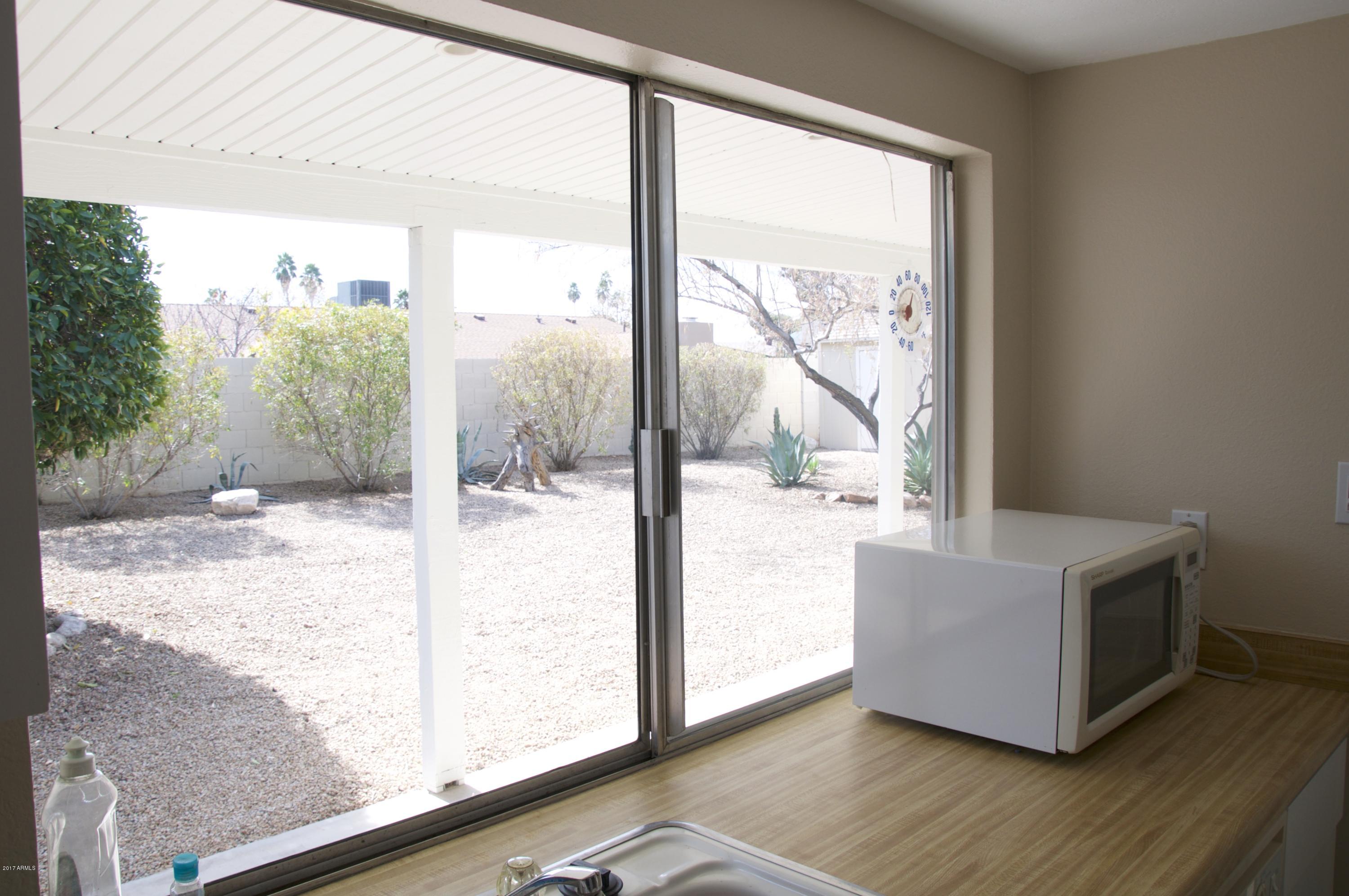 4141 West Hearn Road Phoenix, AZ 85053 - Photo 13 of 42 Big window in the kitchen