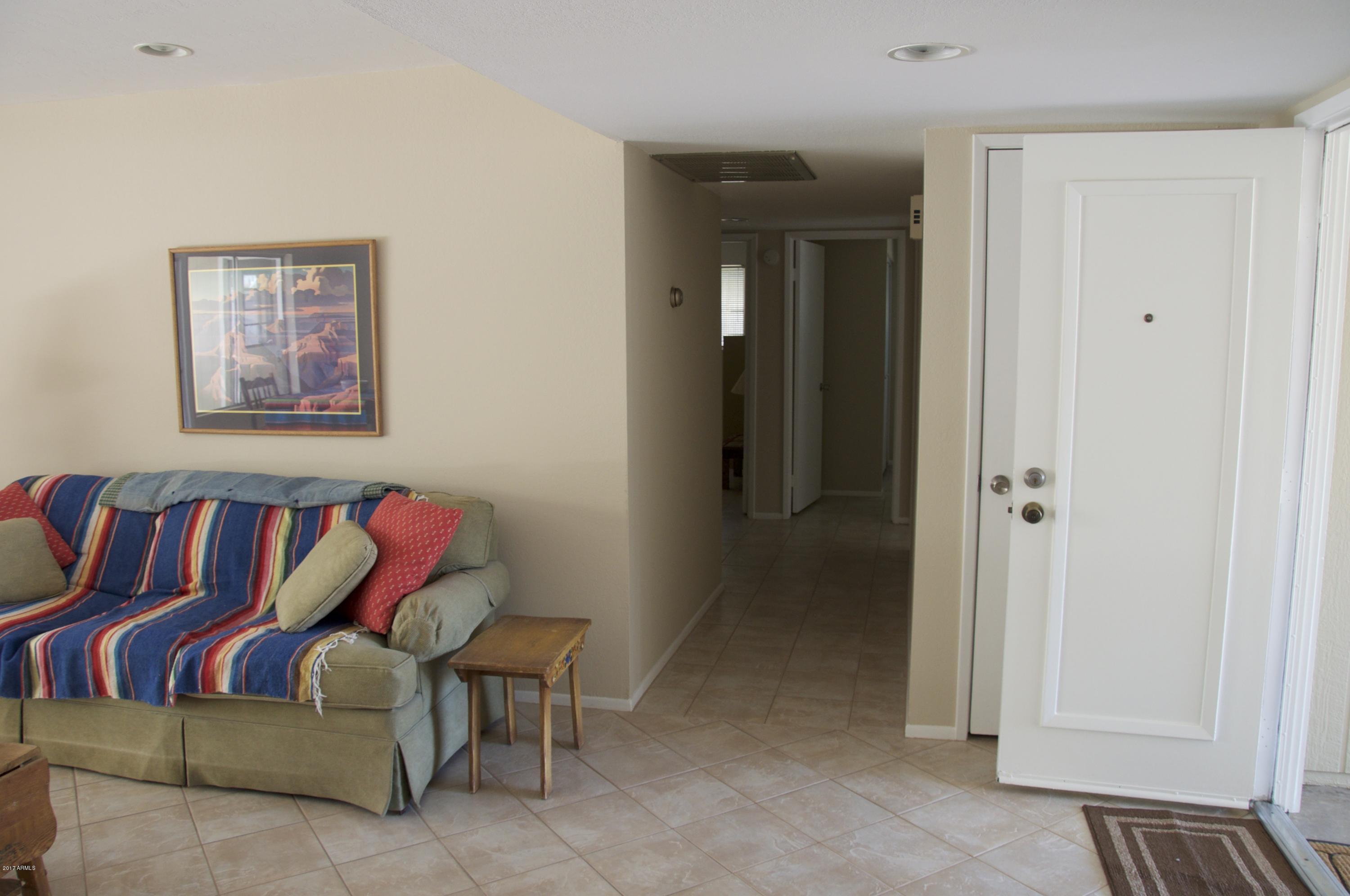 4141 West Hearn Road Phoenix, AZ 85053 - Photo 15 of 42 Hallway to bedrooms