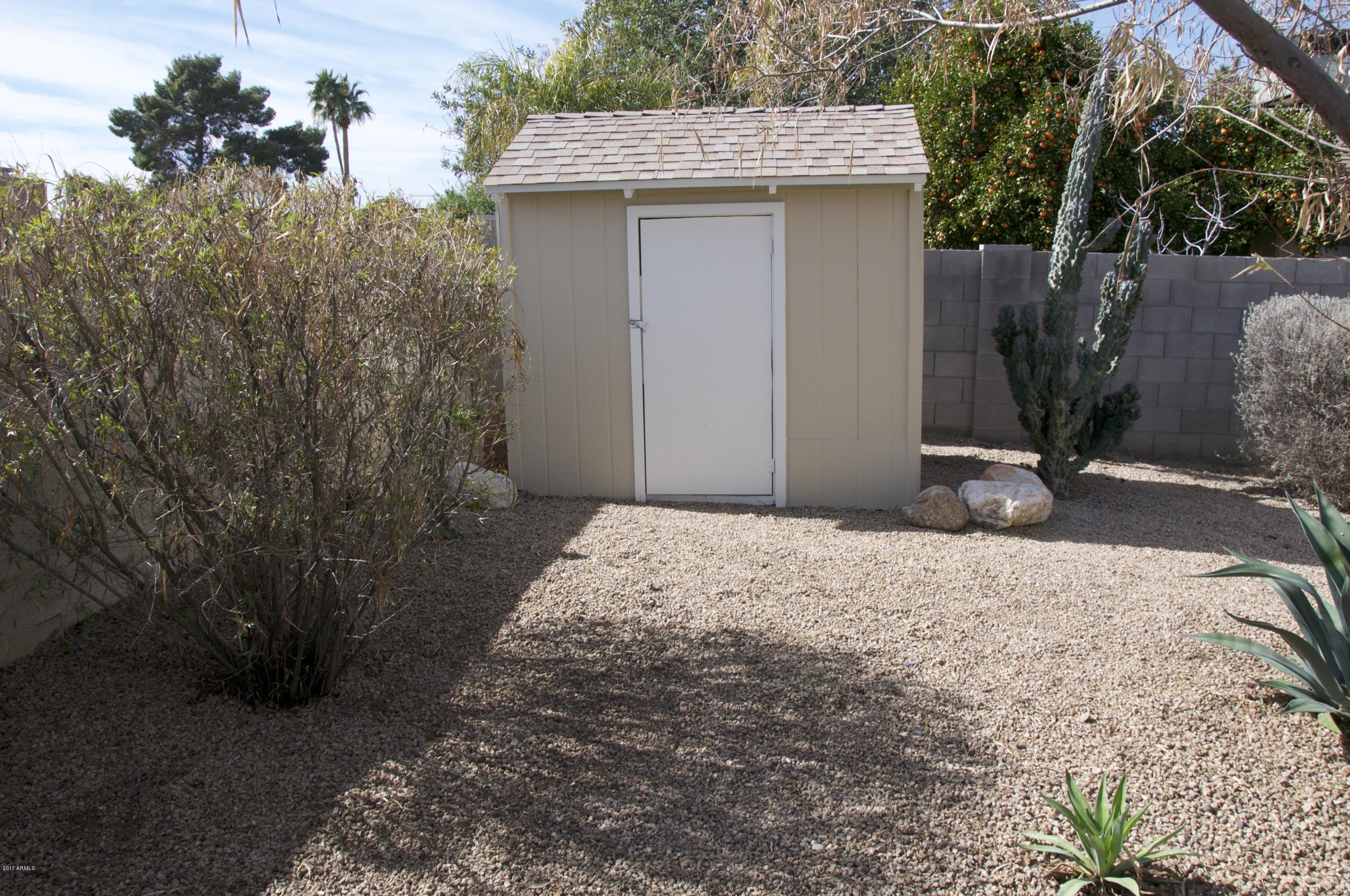 4141 West Hearn Road Phoenix, AZ 85053 - Photo 37 of 42 Shed for your tools!