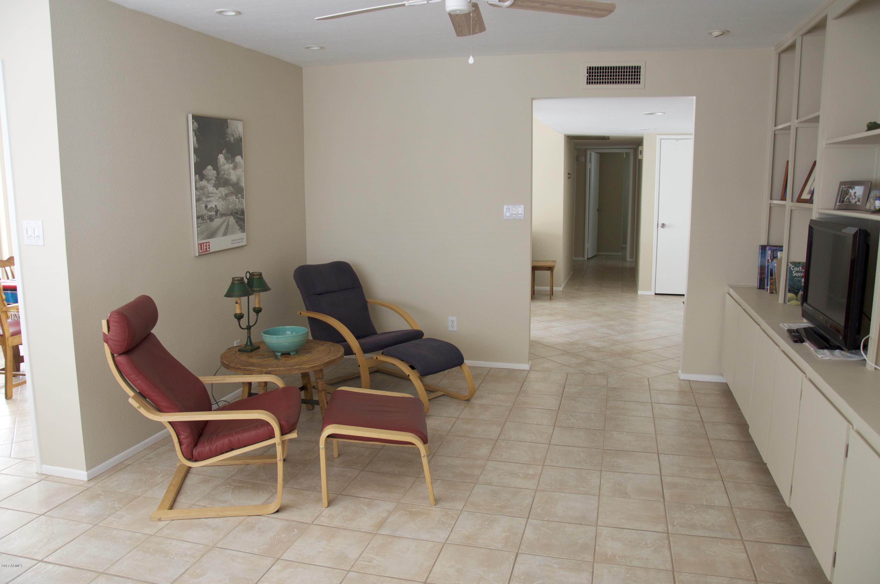 4141 West Hearn Road Phoenix, AZ 85053 - Photo 9 of 42 Family room/den