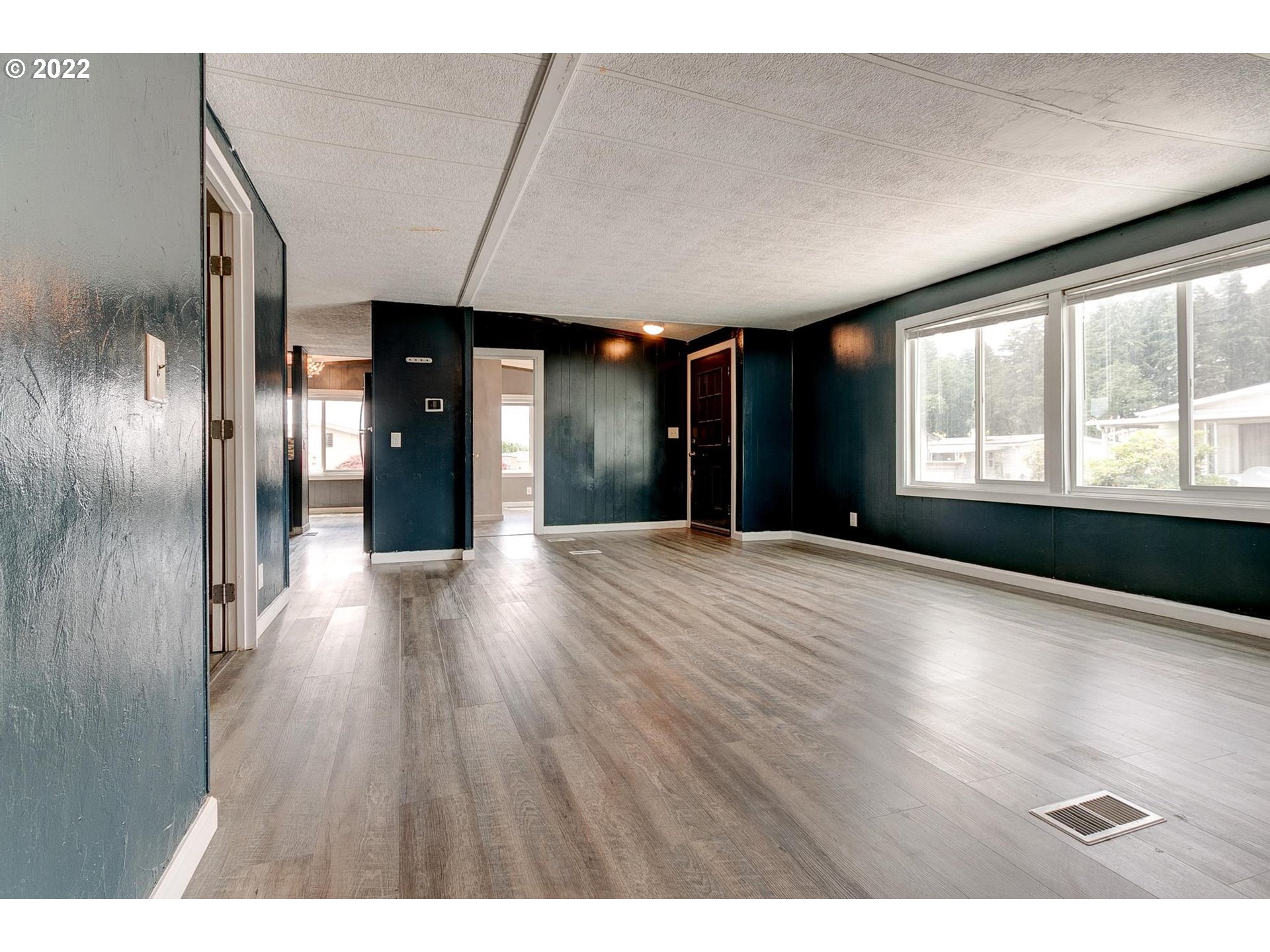 17695 Southwest Declaration Way Beaverton, OR 97006 - Photo 13 of 31 Gallery Image 13
