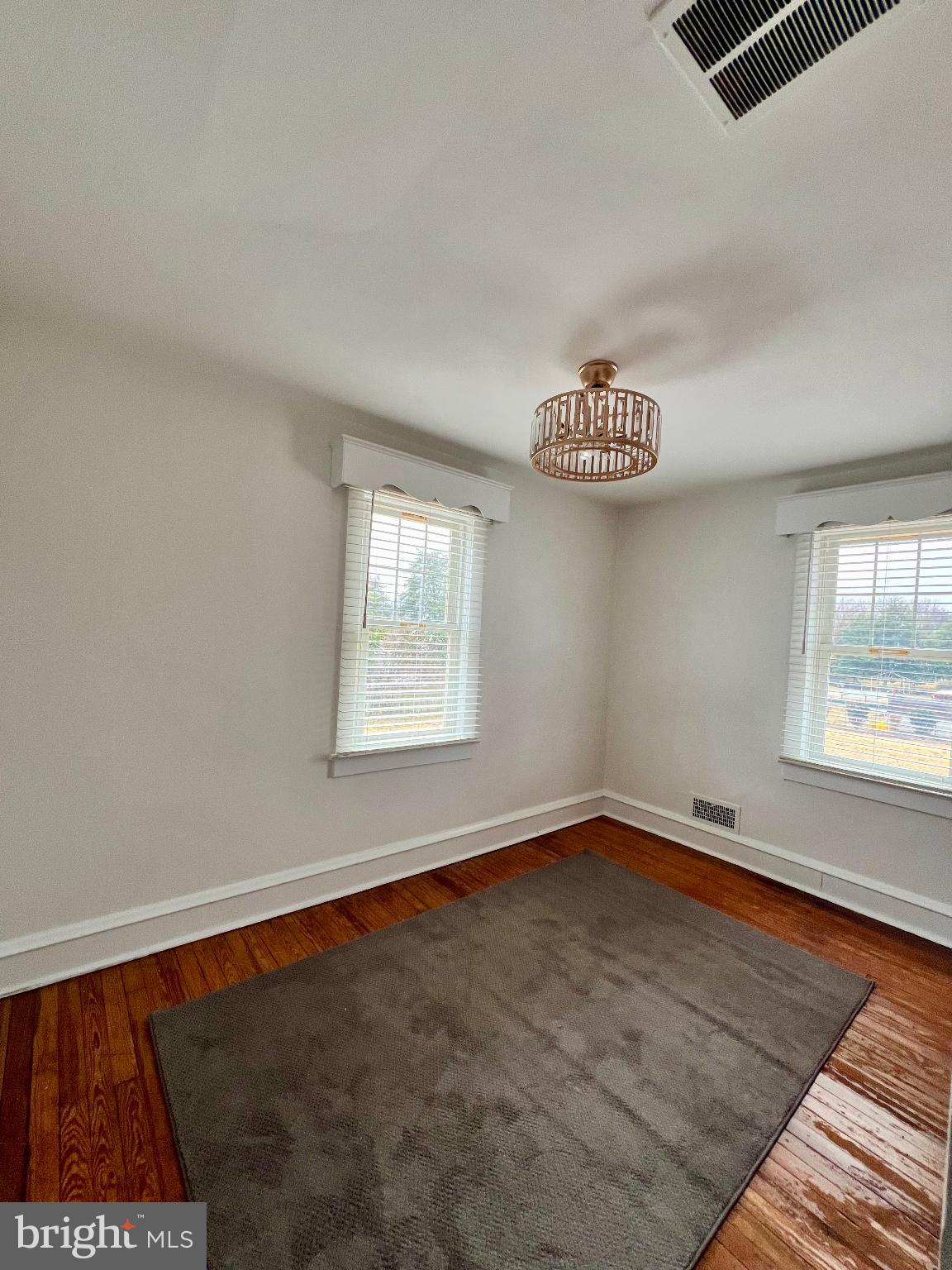 222 Berlin Road North Lindenwold, NJ 08021 - Photo 20 of 26 an empty room with windows