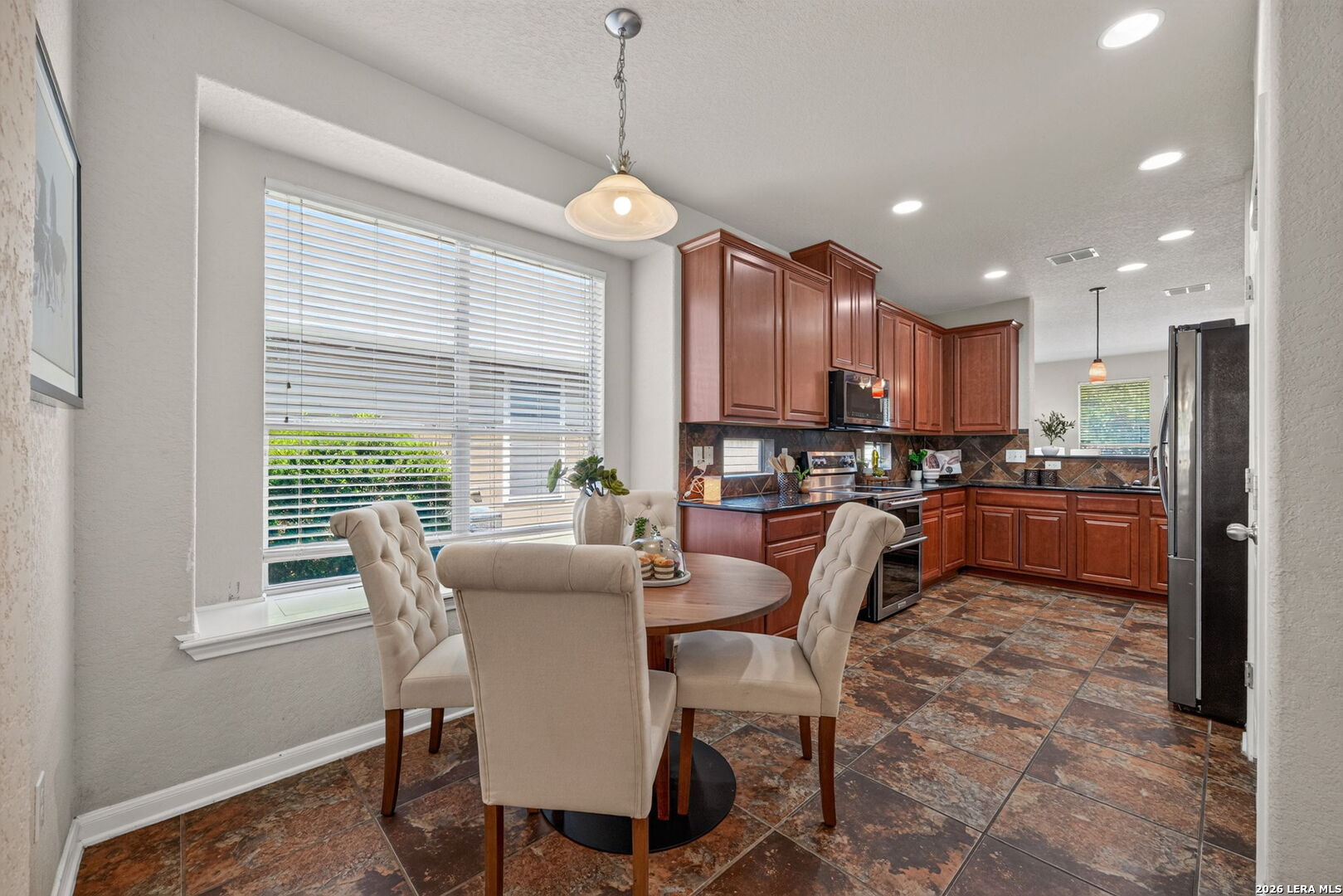205 Ranch House Road Cibolo, TX 78108 - Photo 5 of 22
