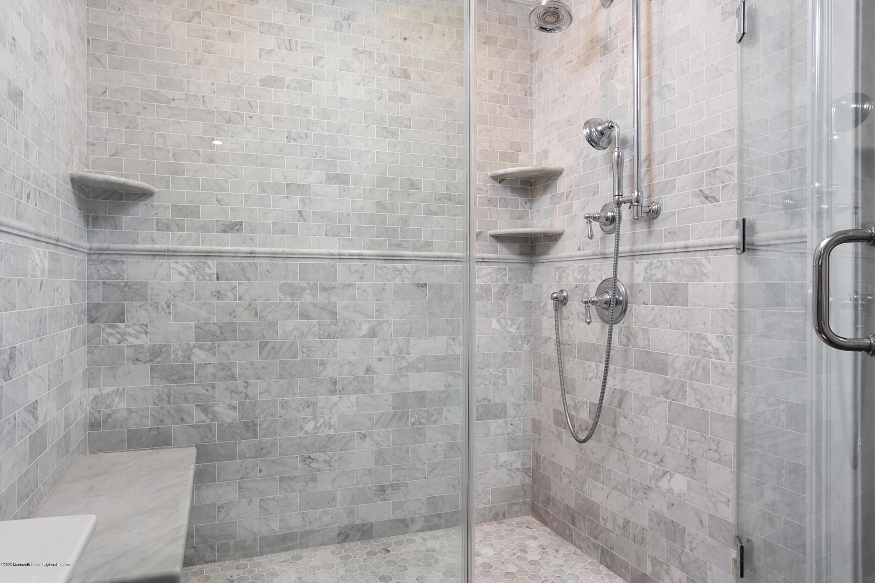 49 Pelican Road Middletown, NJ 07748 - Photo 2 of 55 IMG_8003_4_5_6_7
