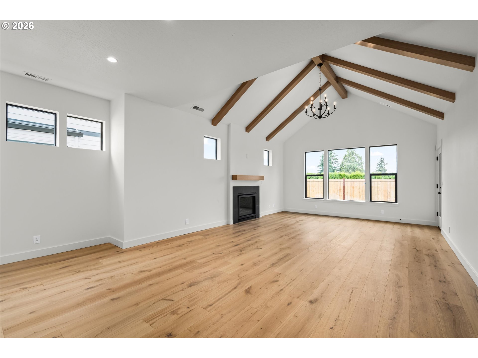 1475 Green Acres Road Eugene, OR 97408 - Photo 2 of 25